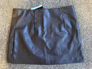 H&M Brown Leather Mini Skirt thumbnail 2