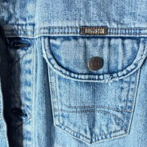 Hollister L Trucker Jacket Light Wash Jeans Metal Rivet Button Front thumbnail 7