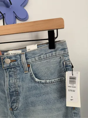 Aritzia Denim Forum 26 NEW The Yoko Shorts Light Wash Cut Off Cotton thumbnail 2