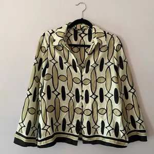 ZARA Tan Black Button Down Long Sleeve Shirt Geometric Print Women's size Small thumbnail 2