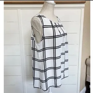 LOFT Women's Windowpane Pleated Dressy Sleeveless Blouse -‎ L EUC thumbnail 8
