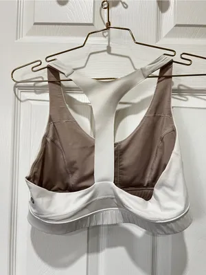 Lululemon White Break Free Activewear Sports Bra Nulux Size 12 Athleisure thumbnail 3