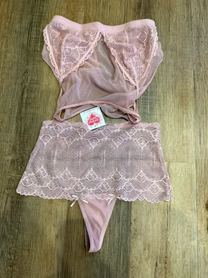 Soft Lace Bralette/Bandeau/Thong Set - Pink thumbnail 2