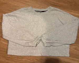 Calvin Klein Women's Crop Grey crew neck Size XLG‎ Long Sleeve Pullover relax thumbnail 1