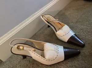 St John Heels thumbnail 2