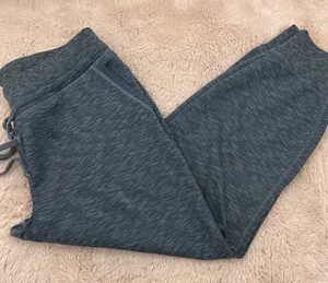 Athleta gray drawstring sweat capris size medium thumbnail 1