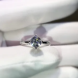 Adjustable 1.5 CT CZ Diamond Wedding Ring for Women thumbnail 2
