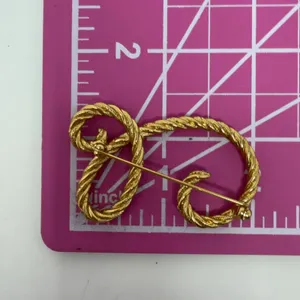 Vintage Gold Tone Script Letter C Monogram Brooch Pin 2in thumbnail 5