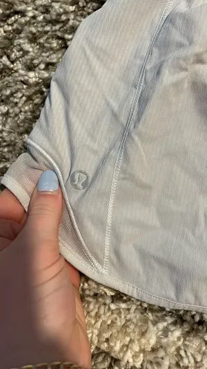 Lululemon Hotty Hot thumbnail 5
