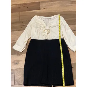 LOFT Mixed Media Dress Size 6 Cream Black Long Sleeve Ruffle Top Knee Length thumbnail 4