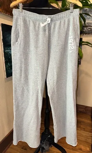 GUC Nike sweatpants size M. Cut off bottoms rims thumbnail 1