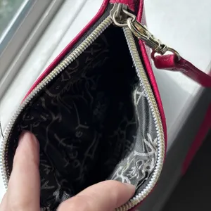 Betsey Johnson Quilted Heart Wristlet Wallet – Black & Pink Y2K Era‎ thumbnail 4
