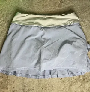 Lululemon Women's Pleated Tennis Skirt Size 4 Light Blue Short thumbnail 1