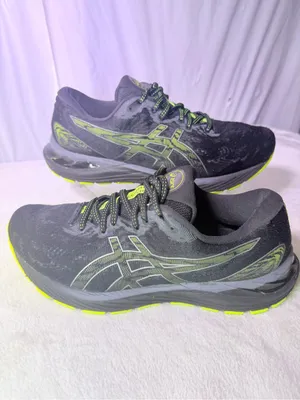 Asics Black Running Shoe with Neon Green Accents thumbnail 2