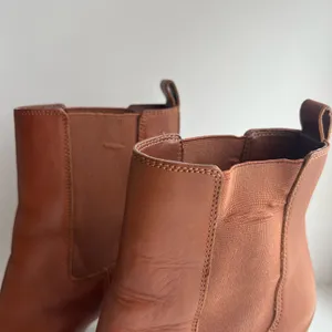Ralph Lauren Mylah Brown Leather Ankle Boots thumbnail 5