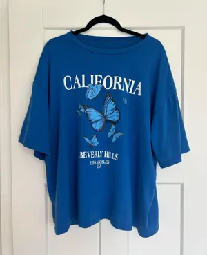 Blue Comfy Tshirt Size M thumbnail 1