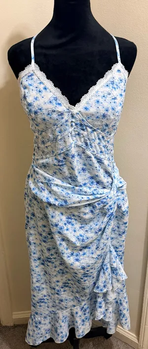 PrettyLittleThing FLORAL PRINT LACE UP BACK TWIST DETAIL MIDI DRESS Size 12 thumbnail 3