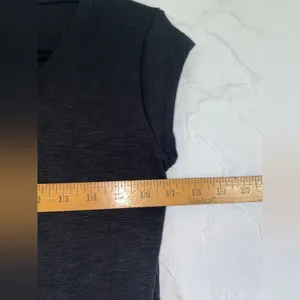 Madewell Midi V-Neck Women's Dress Small Cap Sleeves Slit Black Viscose thumbnail 3