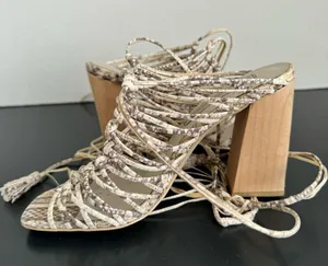 Imagine Vince Camuto Bennie Sandal Beach Vacation Block Heel Size 6 Snake Print thumbnail 3