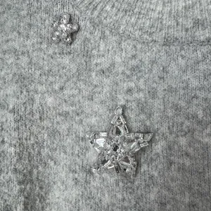 H&M Women’s Gray Sweater Size Medium thumbnail 2