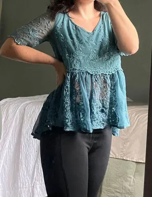 Sheer Emerald Green Embroidered Top size S thumbnail 1
