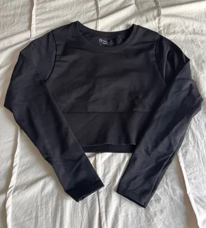 Black Aerie Long Sleeve Athletic Top thumbnail 1