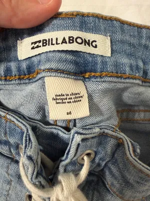 Billabong Low-Rise Shorts Denim thumbnail 3