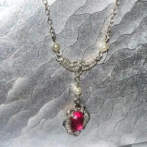 10K Gold 13” Red Stone/Pearl Drop Necklace thumbnail 12