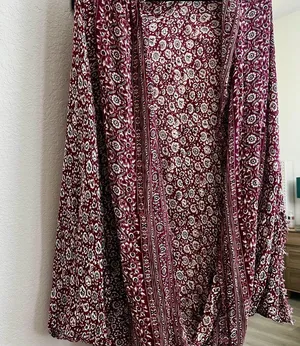 American Eagle Outfitters Burgundy and White Patterned Kimono thumbnail 1