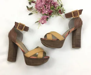 Levity Chunky Heels Platform Sandals 8.5 thumbnail 1