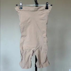 NWOT Skims Shapewear Seamless Sculpt Mid Thigh Short Beige Size‎ 2X thumbnail 3