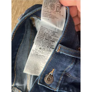 Levi’s 711 Skinny Jeans Womens 28 Dark Wash Mid Rise Stretch Denim Indigo Blue thumbnail 11