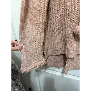 POL‎ Chenille Pom Pom Hoodie Distressed Knit Sweater Pink Size Medium thumbnail 4