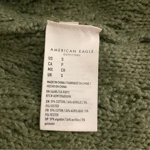 American Eagle Cable Knit Long Sleeve Cropped Sweater, Green, Size S, EUC thumbnail 5