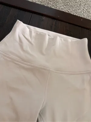 Lululemon Light Gray Full Length Align Leggings thumbnail 3