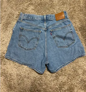 Levi’s High Loose Jean Shorts thumbnail 2