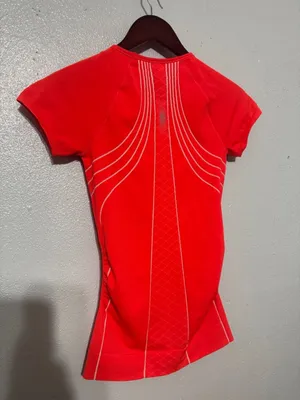 Athleta Finish Fast Line Tee Neon Orange Coral Short Sleeve Athletic Gym Shirt thumbnail 5