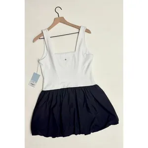NWT!! ANTONIO MELANI Active Two Tone Bubble Hem Dress Mini Black White Large thumbnail 7
