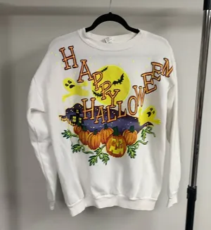 Vintage Halloween Wetpaint Graphic Sweatshirt thumbnail 1