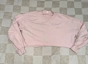 Lululemon All Yours Cropped Crew (was cut shorter) size 4‎ thumbnail 1