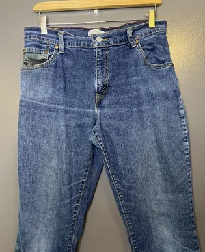 Levis Relaxed Boot Cut Jeans Womens 12 Blue Medium Wash Stretch Denim Pants thumbnail 1