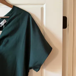 Caryn Lawn Dark Green Satin Shift Dress‎ One Size Fairy Grunge thumbnail 4