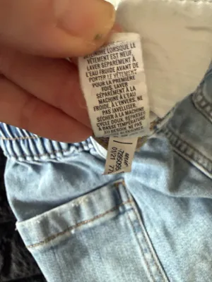 Aerie high rise blue denim shorts distressed raw hem size small. thumbnail 4