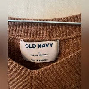 Old Navy Sweater thumbnail 3