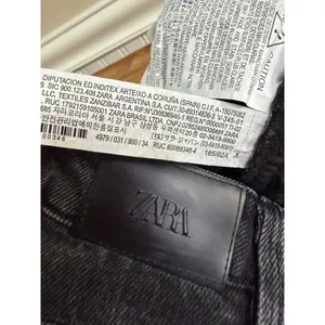 Zara‎ Washed Black High Waisted Distressed Denim Shorts Size 2 thumbnail 4