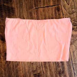 Charlotte Russe Crop Top thumbnail 3