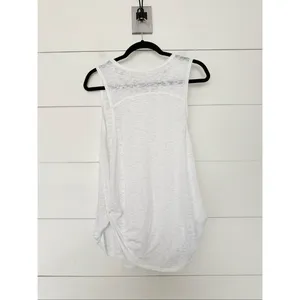 Lululemon Women’s 8 White Burnout Tank Top thumbnail 2
