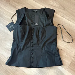Lulus Black going out top thumbnail 1