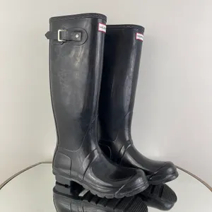 Hunter Original Tall Black Gloss Adjustable Knee High Rain Boots thumbnail 3