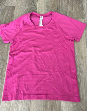 Lululemon Tech Tee Swiftly Short Sleeve thumbnail 1
